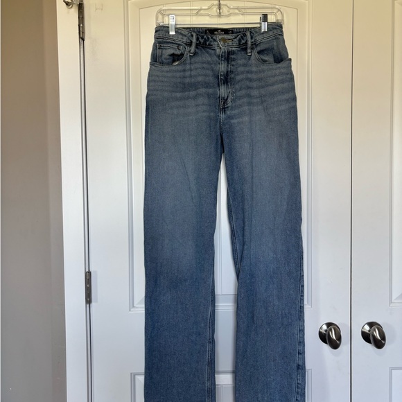 Hollister Ultra High-Rise Dad Jeans-7L - Picture 1 of 9
